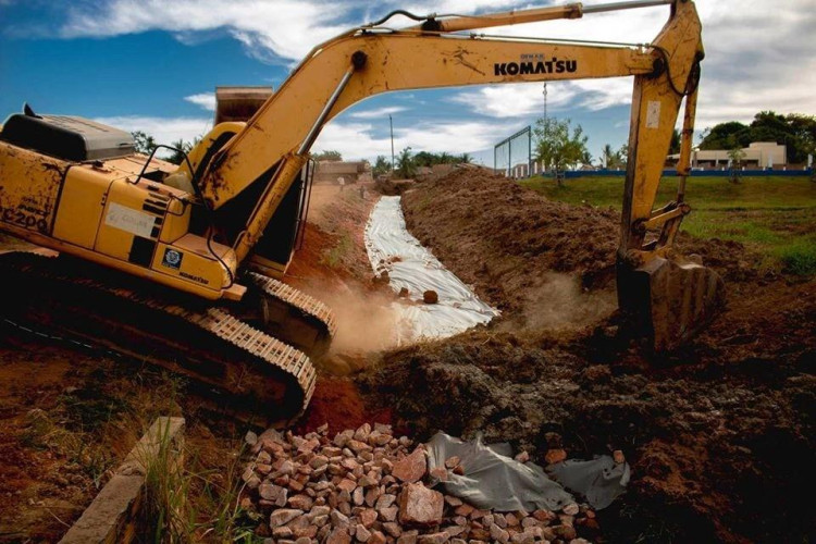 Prefeitura de Nova Lacerda implanta sistema de drenagem de água