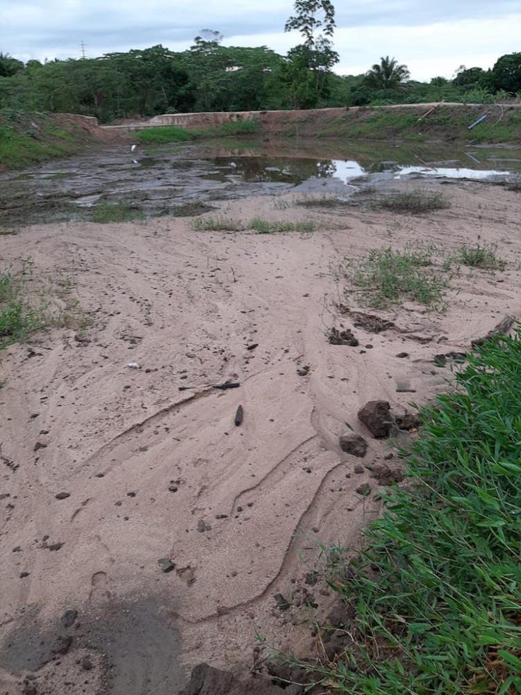 Represa de abastecimento de água em Jauru está seca