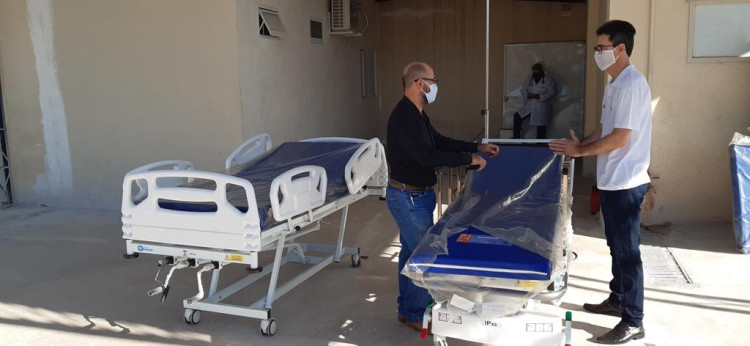 Sicredi entrega equipamentos para área de isolamento do Hospital Vale do Guaporé
