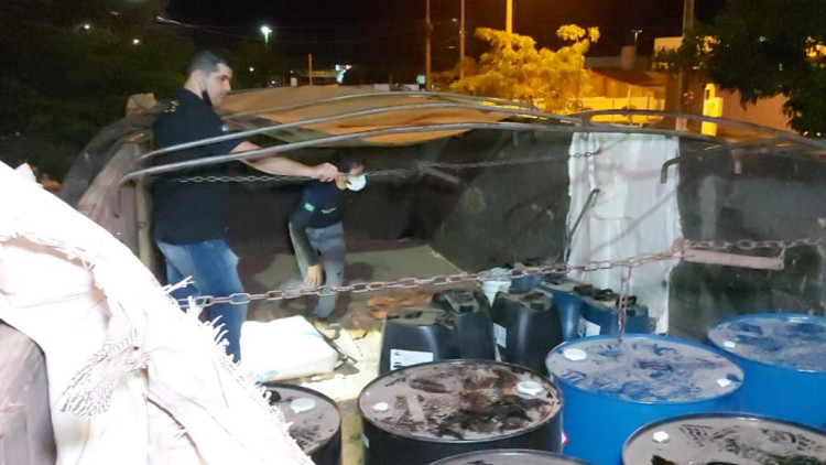 Substâncias químicas para refino de drogas são apreendidas pela Polícia Civil em Pontes e Lacerda