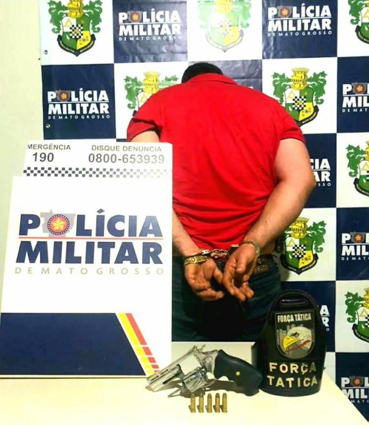 Suspeito armado ameaça pessoas no Jardim Primavera e tenta fugir da polícia