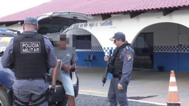 ‘Tem que escolher lugar para matar?’, diz preso por homicídio na porta da igreja