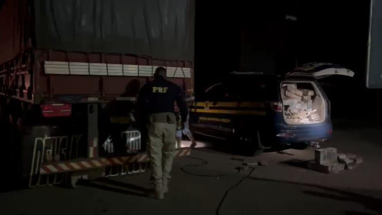 Traficante sai com drogas de Pontes e Lacerda e cai nas mãos da PRF em Goiás