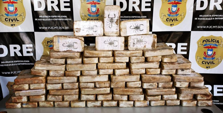 Tráfico de drogas: mais de 100 tabletes de cocaína são apreendidos em Campo Novo