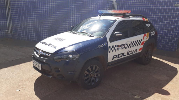 Tráfico de drogas: suspeito é preso com mandado de prisão em aberto no Jardim Morada da Serra