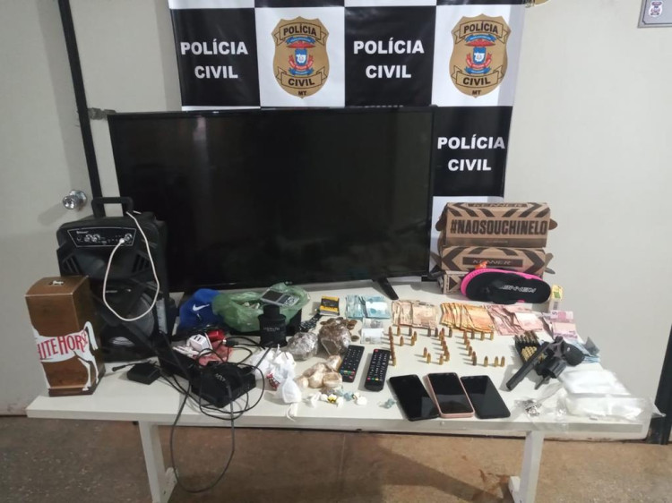 Três suspeitos de tráfico e porte ilegal de arma de fogo são presos em Pontes e Lacerda