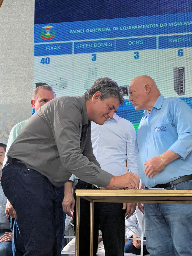 “Vamos tirar Vila Bela do fim da linha para transformá-la em uma cidade transitória”, diz Moretto ao assinar convênios