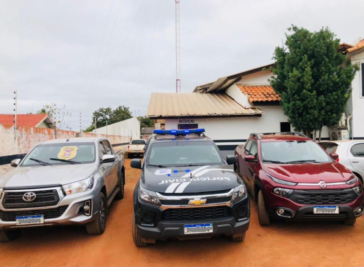 Vila Bela da Santíssima Trindade: Polícia Civil recupera duas caminhonetes produto de golpe em locadoras e que seriam levadas para a Bolívia